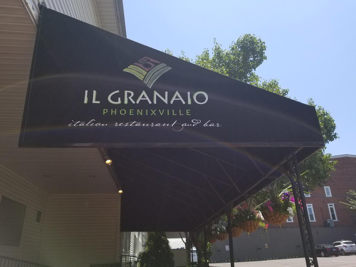 菲尼克斯维尔 美思特旅馆酒店 外观 照片